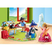 おもちゃ　保育園 レインボー保育園 「playmobil プレイモービル」 70280 Amazon.co.jp: プレイモービル 保育園 レインボー保育園 (2023