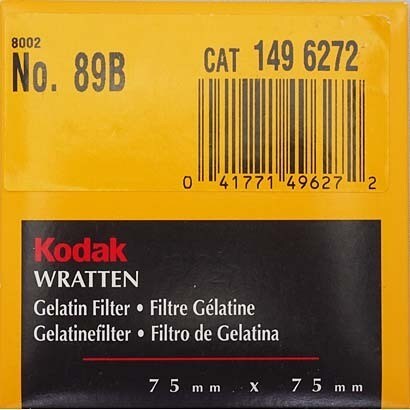 Kodak ラッテン ゼラチンフイルタ- 75MMカク(3) [75mmラッテンIRフィルター No.89B]