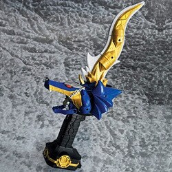 新品未開封 仮面ライダー キバ ガルルセイバー　バンダイ ヨドバシ.com - バンダイ BANDAI 仮面ライダーキバ ガルル