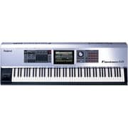 ライブ・ワークステーション・シンセサイザー FANTOM-G8