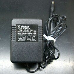 DC9DM [電源アダプタ]