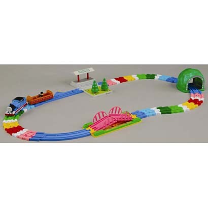 きかんしゃトーマス カラフルまがレールセット