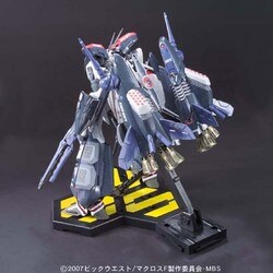 1/72 アーマードメサイアバルキリー（アルト機） Amazon.com: BANDAI Macross Frontier VF-25F Armored Messiah