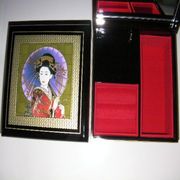 M81 [彫金宝石箱 Chokin Jewelry box 傘舞妓]