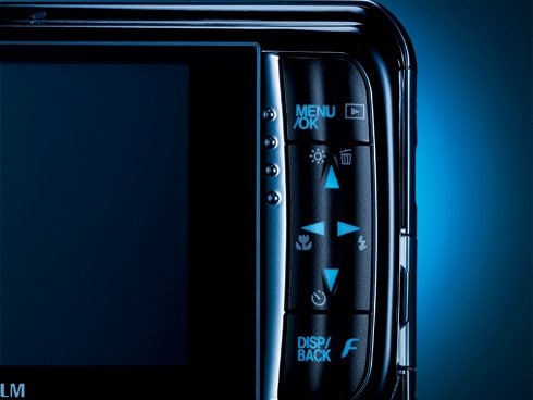 Amazon | Fuji FinePix W1 デュアル10MPリアル3Dデジタルカメラ