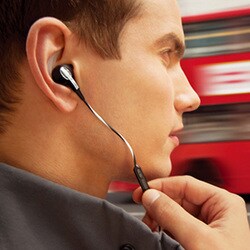美品 BOSE ボーズ イヤホン MIE2i Headset イヤフォン Amazon.com: Bose® MIE2i Mobile Headset : Cell Phones