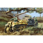 1/35 WW II ドイツ軍 Sd.kfz.2 ケッテンクラート後期型 & 3.7cm Pak36 w/ドイツ兵フィギュア