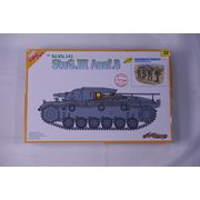 1/35 WWII ドイツ軍 III号突撃砲B型 w/ドイツ国防軍 歩兵 バルバロッサ 1941 [2017年11月再生産]