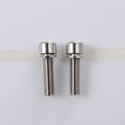 ステンレスボルト M5-182pcs CP-B0109C-2