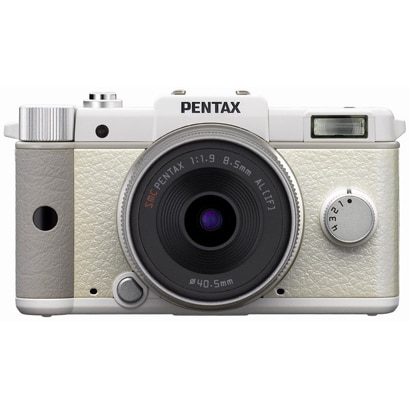 PENTAX Q [ペンタックスキュー ホワイト レンズキット 標準単焦点レンズ 01 STANDARD PRIME 8.5mm F1.9]