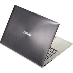 ASUS UX31E 13.3型TFT液晶　薄型・コンパクト ノートパソコン ASUS、タッチパネルを採用した13.3型Ultrabook「ZENBOOK Touch