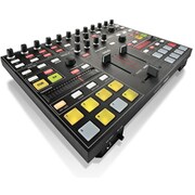 PCDJコントローラ/オーディオインターフェース Twitch
