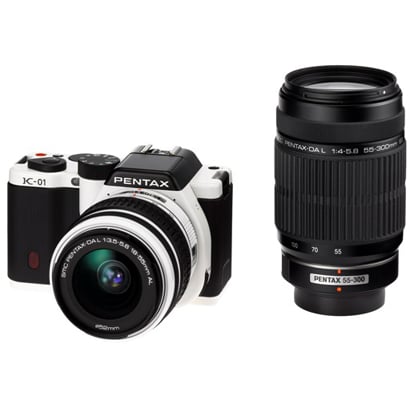 K-01 [ケーゼロワン Wズームレンズキット ホワイト/ブラック smc PENTAX-DA L18-55mm F3.5-5.6AL ホワイト、smc PENTAX-DA L55-300mm F4-5.8ED付]