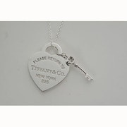 26909686 TIFFANY RTTハートタグキーペンダント