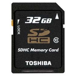 TOSHIBA  メモリーカード 32GB