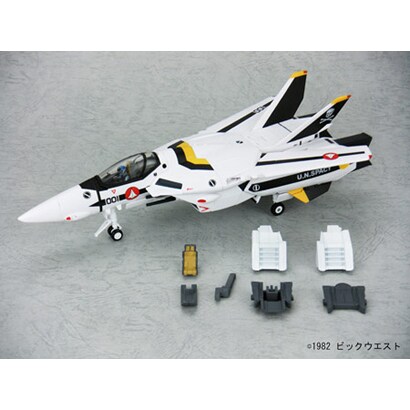 1/60 完全変形VF-1S　TV版 オプションパーツ付 [フィギュア]