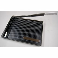 ヨドバシ.com - アイエスイー ISE PROギロチンカッター 4切 通販