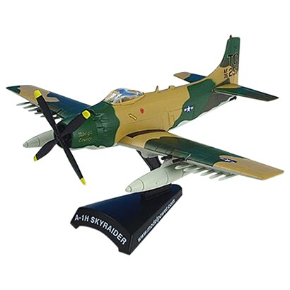 5364-2 1/110 A-1H スカイレイダー USAF “Midnight Cowboy”