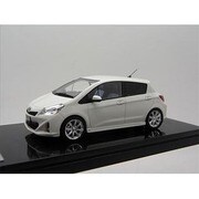 CT464 [1/43 トヨタ ヴィッツ RS スーパーホワイト]