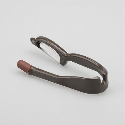 Ｕ字型皮むき器 ブラウン U-peeler（ユーピーラー ）