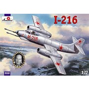 1/72 AM72237 アレクセエフI-216ジェット重戦闘機75mm砲2門搭載