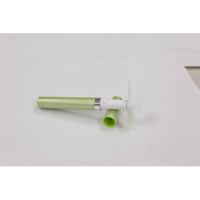 携帯用扇風機 ハンディファン グリーン