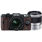 Q7 ダブルズームキット ブラック/ブラウン 002 [ボディ＋交換レンズ「PENTAX-02 STANDARD ZOOM」「PENTAX-06 TELEPHOTO ZOOM」]