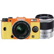 Q7 ダブルズームキット オレンジ/イエロー 033 [ボディ＋交換レンズ「PENTAX-02 STANDARD ZOOM」「PENTAX-06 TELEPHOTO ZOOM」]