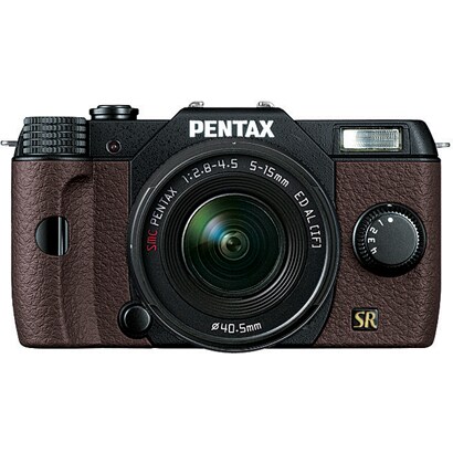 Q7 ズームレンズキット ブラック/ブラウン 002 [ボディ＋交換レンズ「PENTAX-02 STANDARD ZOOM」]