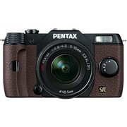 Q7 ズームレンズキット ブラック/ブラウン 002 [ボディ＋交換レンズ「PENTAX-02 STANDARD ZOOM」]
