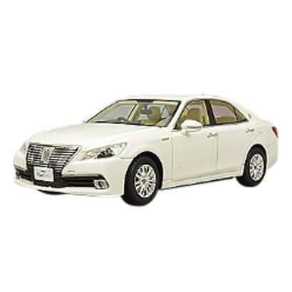 L43014 [1/43 トヨタ クラウン ハイブリッド ロイヤスサルーンG ホワイトパールクリスタルシャイン 完成品]