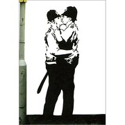 Banksyポストカード Kissing Coppers BKP002