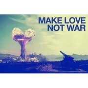 S4017 [Sイラストポスター MAKE LOVE, NOT WAR]