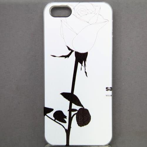 MINIOPAL CASE 98477 [iPhone5用 背面カバータイプ PR 白黒プリント花]