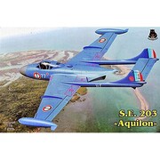 AVIS 1/72 7203 S.E.203 アキロン艦上戦闘攻撃機