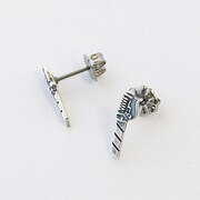 進撃の巨人 シルバーアクセサリー01 ピアス（立体機動装置）