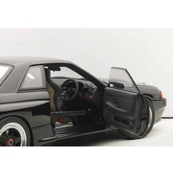 ヨドバシ.com - オートアート AUTOart 89082 [1/18 日産 スカイライン GT-R(R32) 1990 グループA ブラック]  通販【全品無料配達】