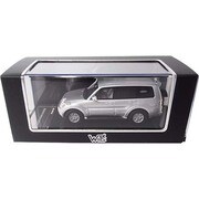 W205 [1/43 三菱 パジェロ スーパーエクシード クールシルバーメタリック]