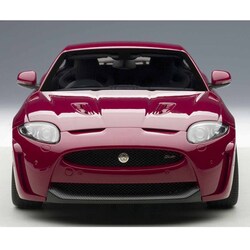 オートアート1/18 ジャガー XKRクーペ AUTOart 1:18 Scale Jaguar XKR Coupe, Liquid Silver. ezToys