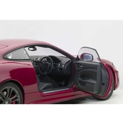 オートアート1/18 ジャガー XKRクーペ 1:18 Diecast Review Jaguar XKR-S Coupe by Autoart - YouTube