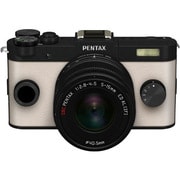 Q-S1 ズームレンズキット ブラック×クリーム 001 [ボディ＋交換レンズ「PENTAX-02 STANDARD ZOOM」]