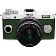Q-S1 ズームレンズキット ピュアホワイト×カーキグリーン 018 [ボディ＋交換レンズ「PENTAX-02 STANDARD ZOOM」]
