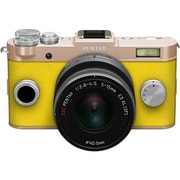 Q-S1 ズームレンズキット シャンパンゴールド×カナリアイエロー 024 [ボディ＋交換レンズ「PENTAX-02 STANDARD ZOOM」]