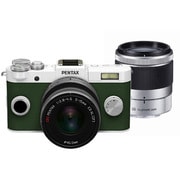Q-S1 ダブルズームキット ピュアホワイト×カーキグリーン 018 [ボディ＋交換レンズ「PENTAX-02 STANDARD ZOOM」「PENTAX-06 TELEPHOTO ZOOM」]