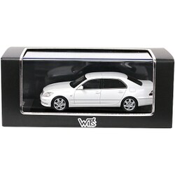 1/43 WIT'S トヨタ セルシオ F Package｜ミニカー