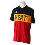 F87735-DCV14-J2XO [WNTR HPS GAME Tシャツ(Heat) メンズ 2XOLサイズ]