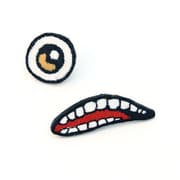 寄生獣 フェルト ピンバッジ 目と口 [キャラクターグッズ]