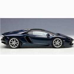 オートアート アヴェンタドール LP700-4 1/18 ランボルギーニ アヴェンタドール LP700-4 (イエロー