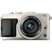 PEN Lite E-PL6 EZレンズキット [ボディ+「M.ZUIKO DIGITAL ED 14-42mm F3.5-5.6 EZ」 シルバー]