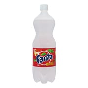 ファンタ ストロベリークリームソーダ PET1.5L×8本 [炭酸飲料]